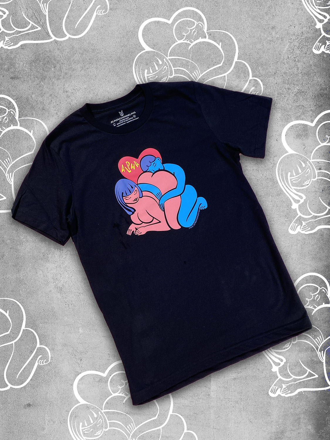 T-Shirt: Snuggler