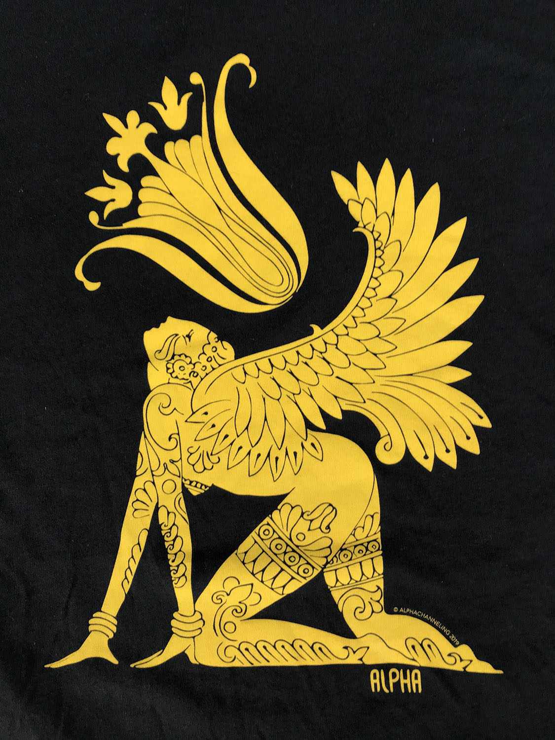 T-Shirt: Dreamer Yellow